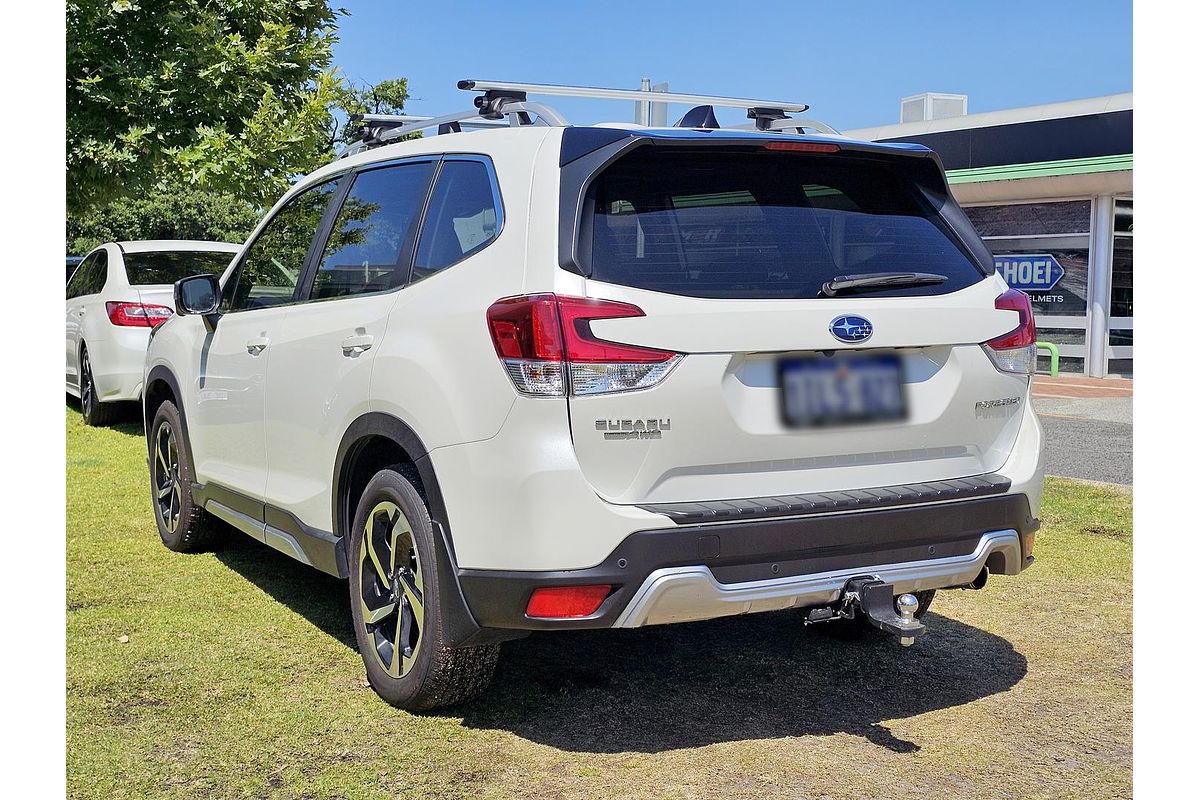 2024 Subaru Forester 2.5i-S S5