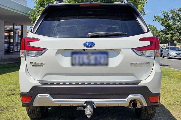 2024 Subaru Forester 2.5i-S S5