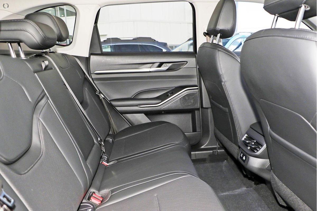 2025 GWM Haval H6 Ultra PHEV B01