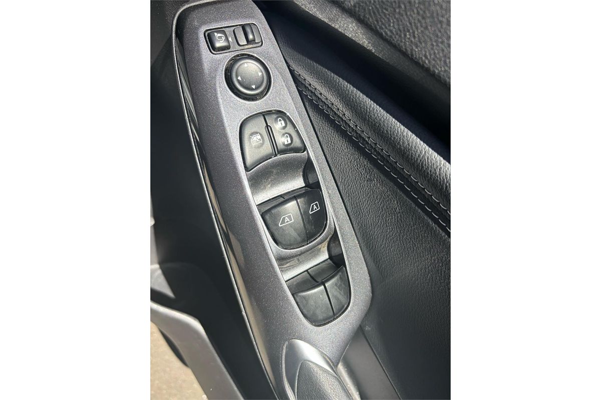 2023 Nissan JUKE ST-L F16