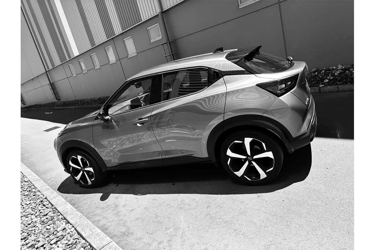 2023 Nissan JUKE ST-L F16