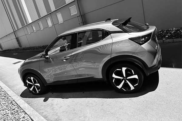 2023 Nissan JUKE ST-L F16