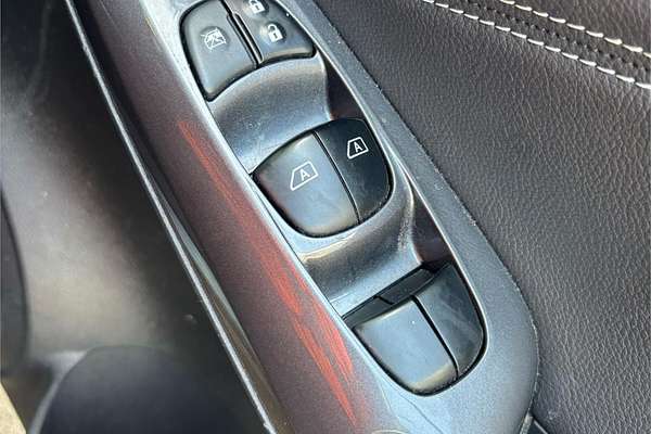 2023 Nissan JUKE ST-L F16