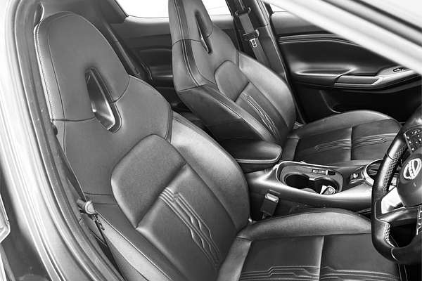 2023 Nissan JUKE ST-L F16