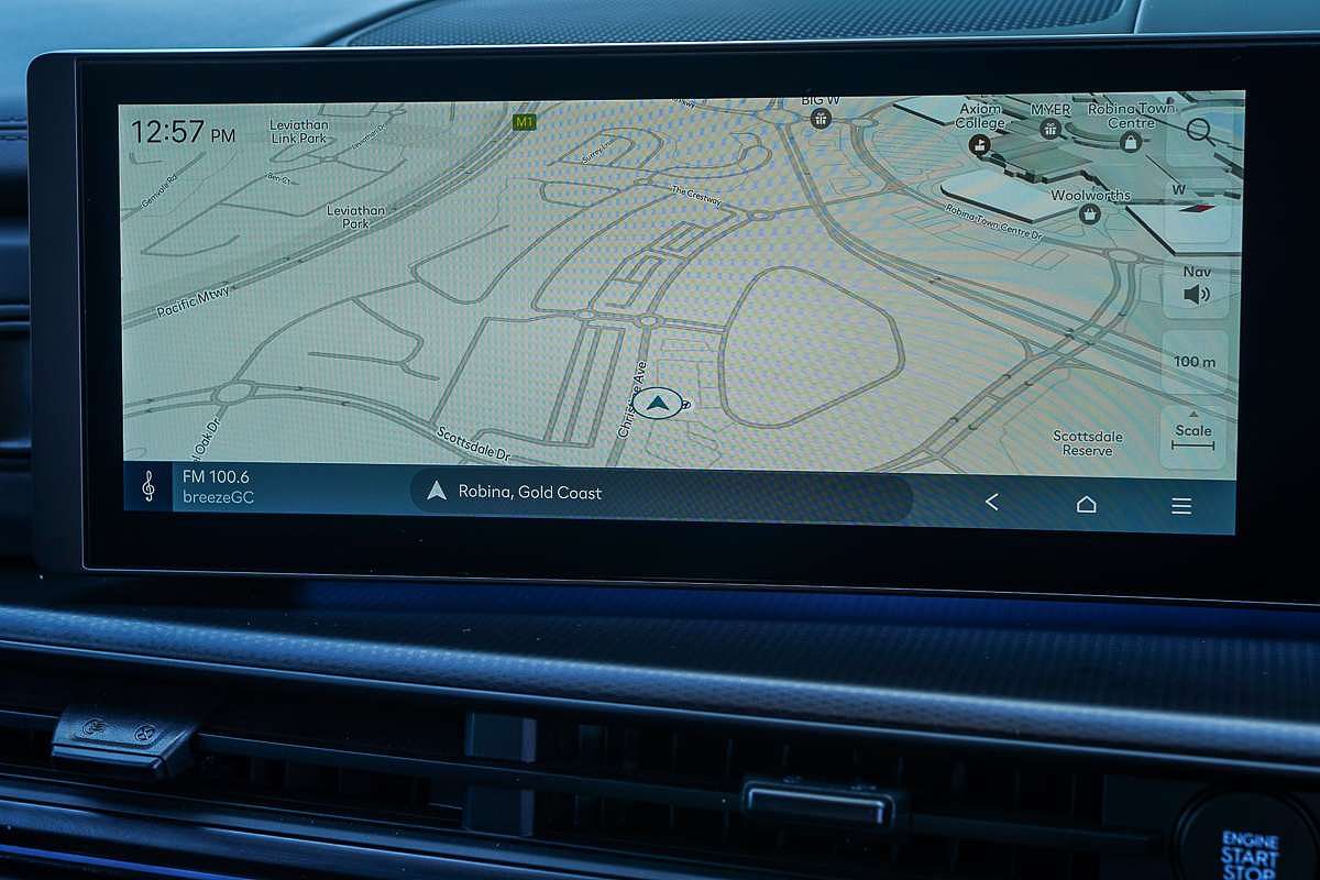 2025 Hyundai Santa Fe Calligraphy MX5.V1