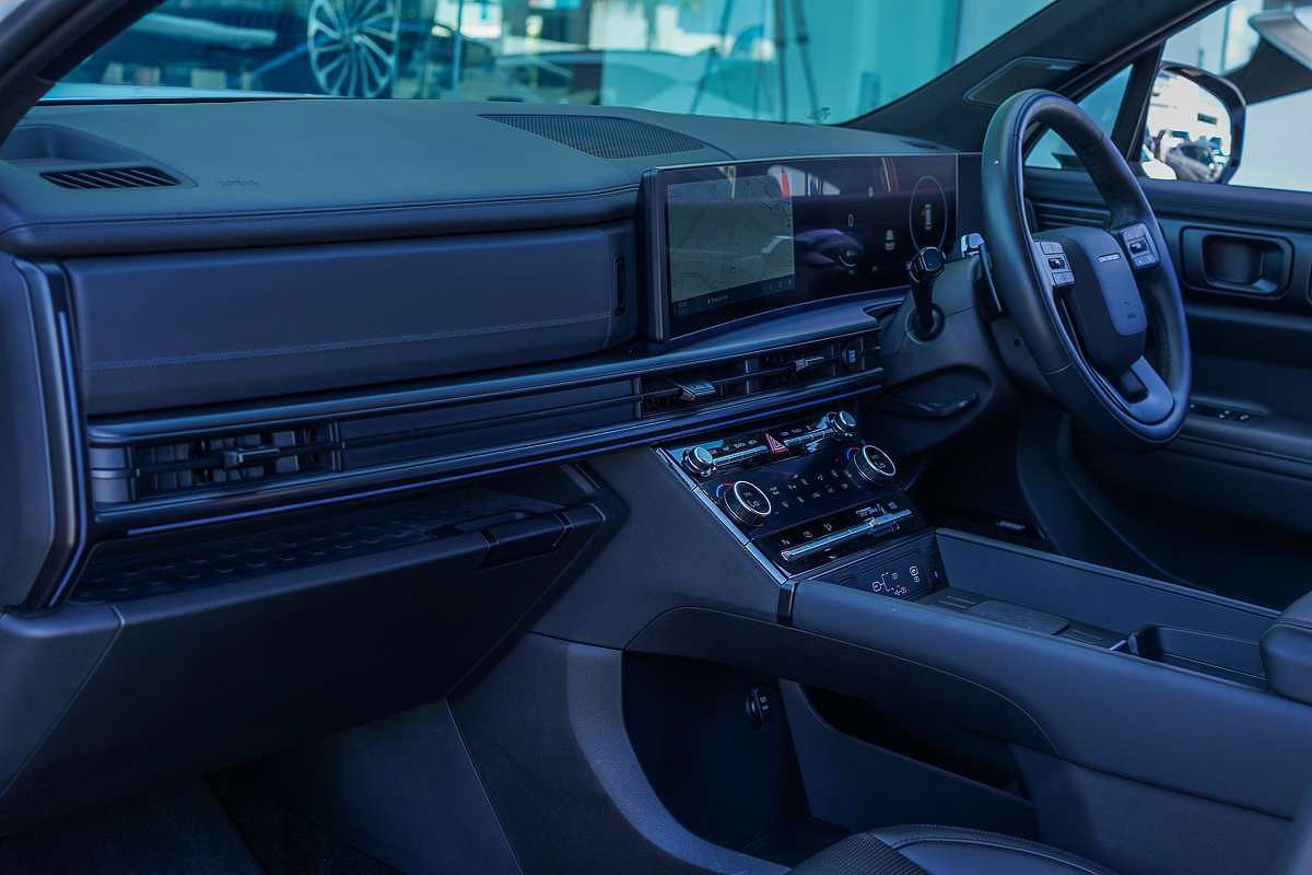 2025 Hyundai Santa Fe Calligraphy MX5.V1