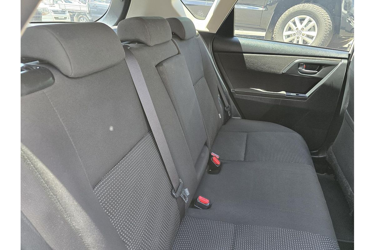 2017 Toyota Corolla Ascent ZRE182R