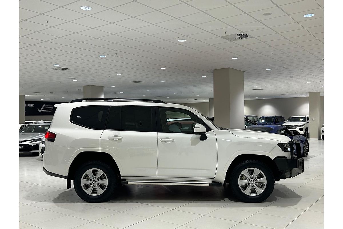 2023 Toyota Landcruiser GXL FJA300R