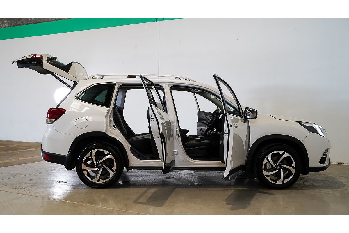 2023 Subaru Forester 2.5i-S S5