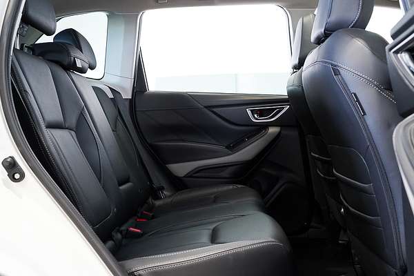 2023 Subaru Forester 2.5i-S S5