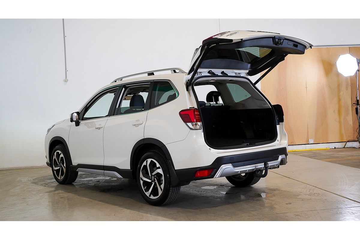 2023 Subaru Forester 2.5i-S S5