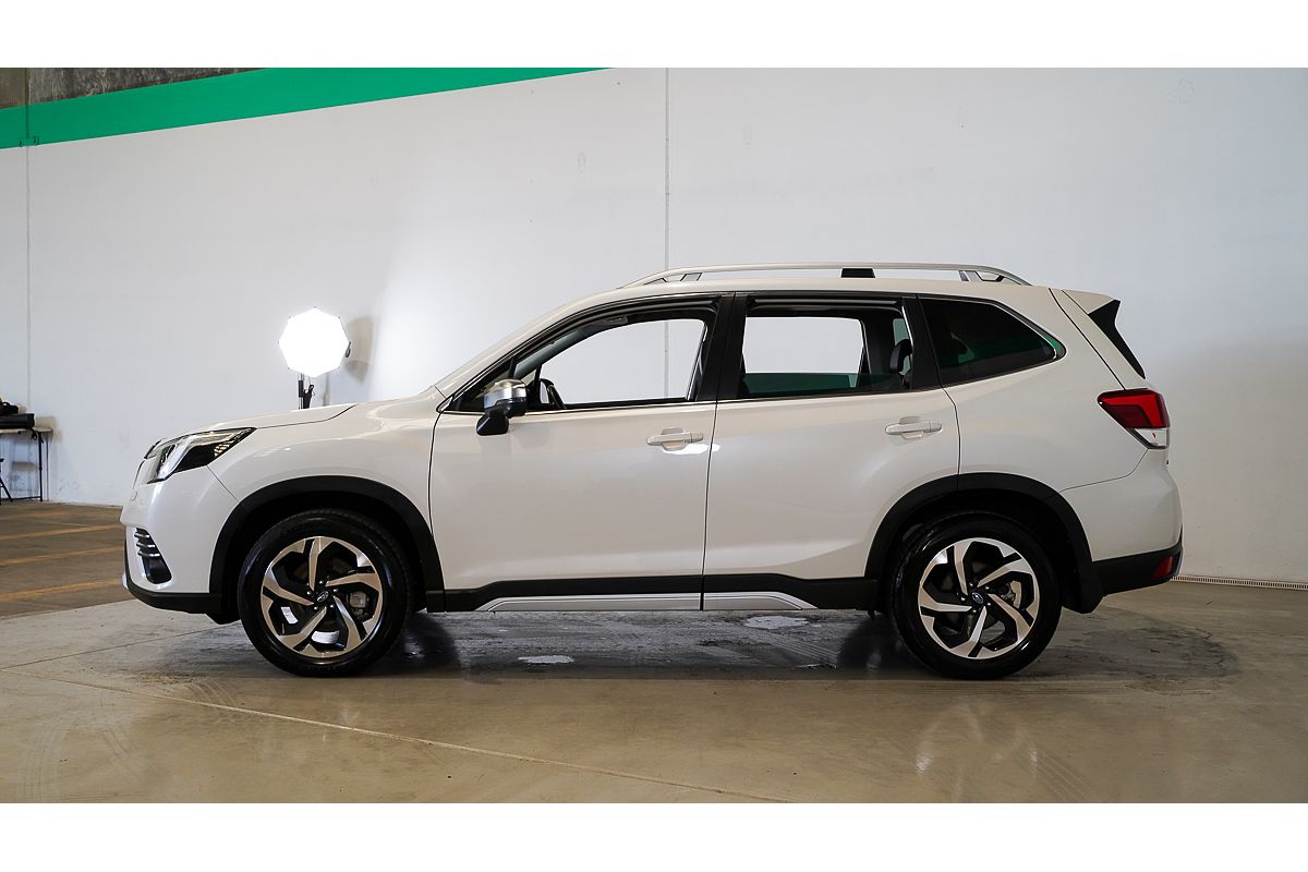 2023 Subaru Forester 2.5i-S S5