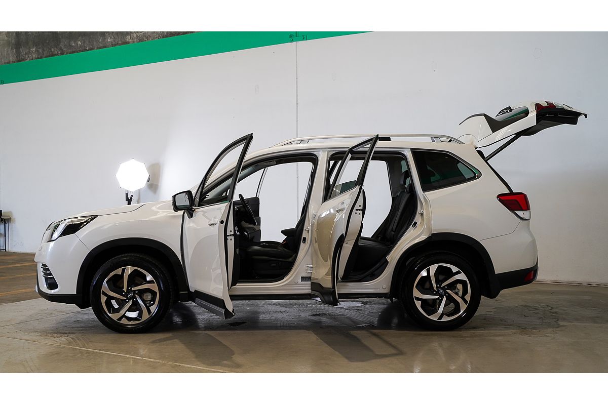 2023 Subaru Forester 2.5i-S S5