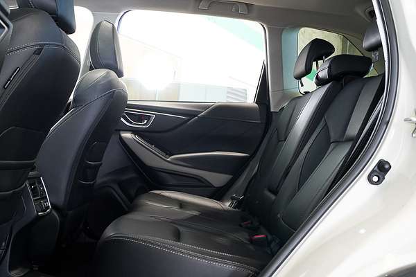 2023 Subaru Forester 2.5i-S S5