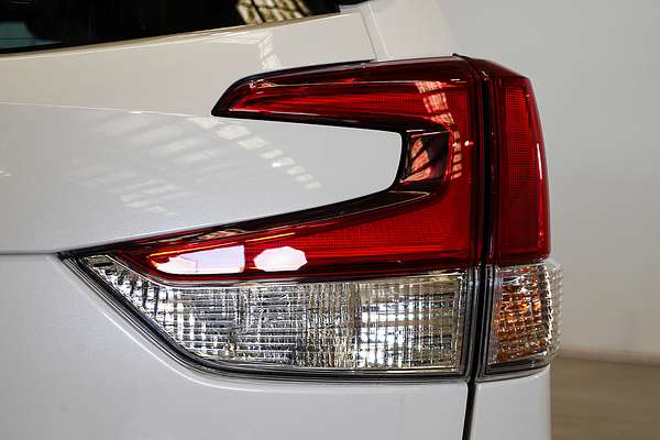 2023 Subaru Forester 2.5i-S S5