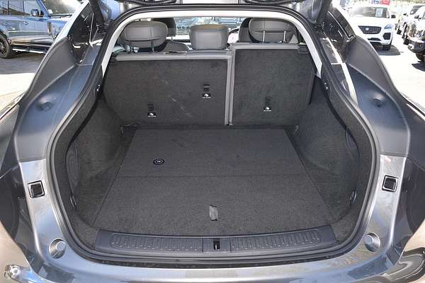 2025 MG IM6 Platinum S12L