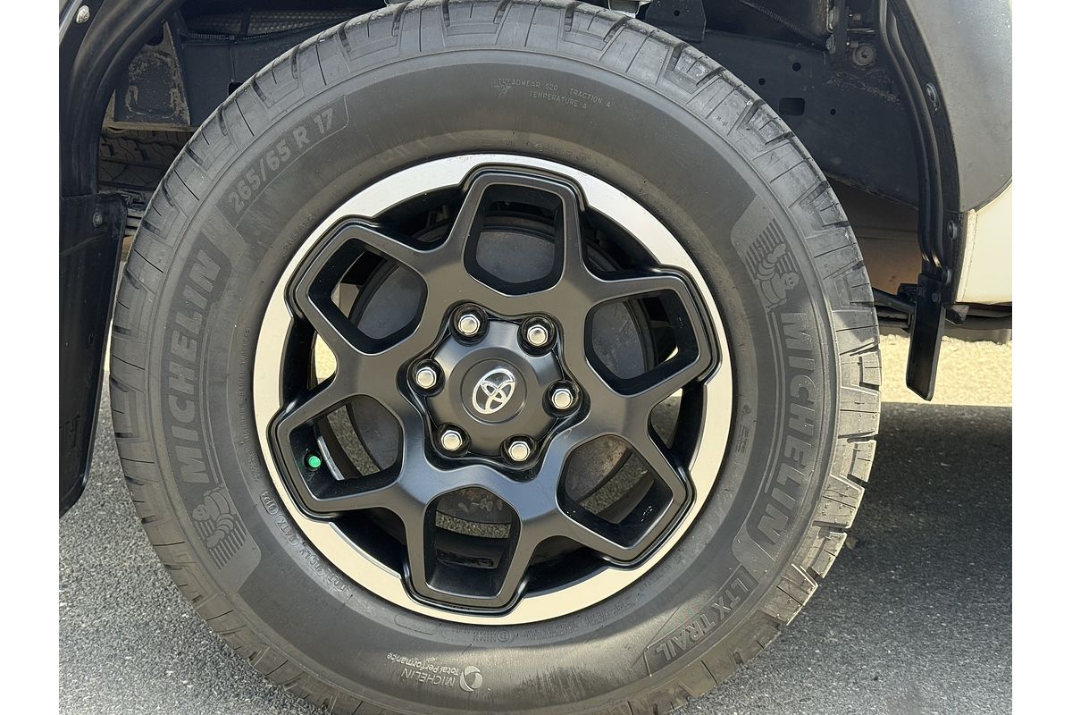 2019 Toyota Hilux Rugged X GUN126R 4X4