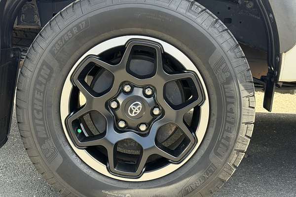 2019 Toyota Hilux Rugged X GUN126R 4X4