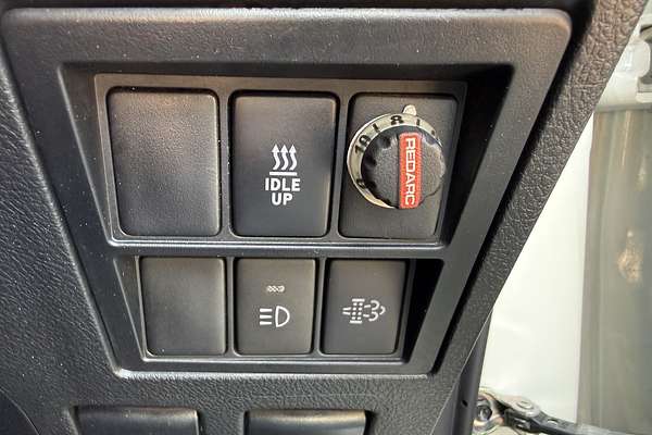 2019 Toyota Hilux Rugged X GUN126R 4X4