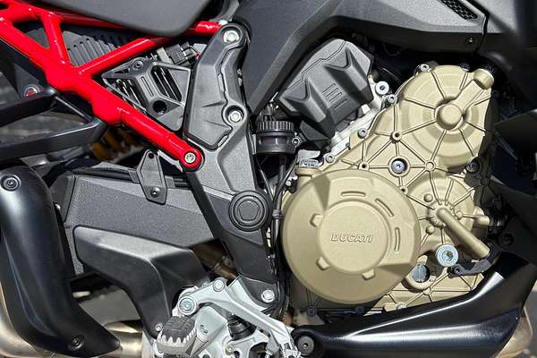 2022 Ducati Multistrada V4 Pikes Peak Multistrada