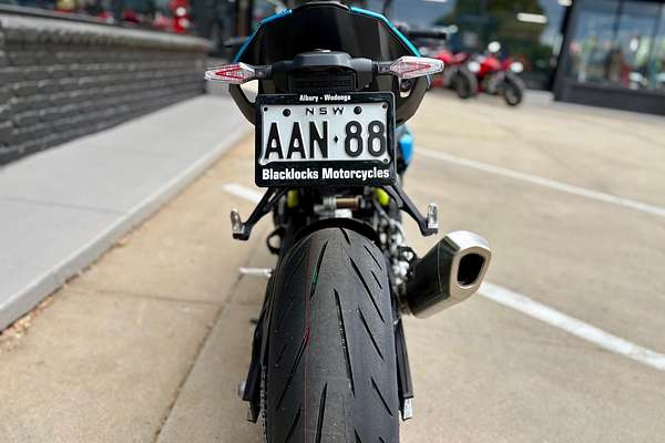 2025 BMW S 1000 R Sport S 1000