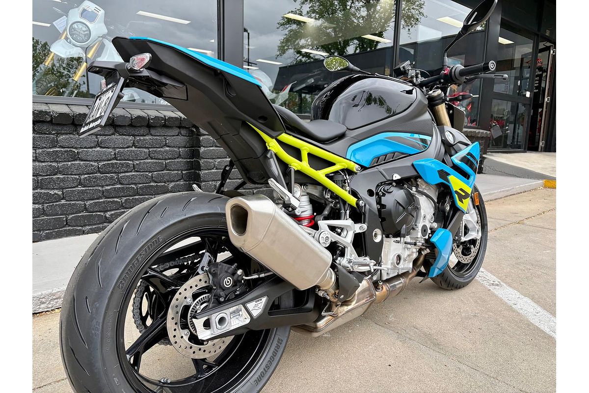 2025 BMW S 1000 R Sport S 1000
