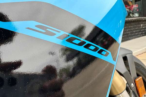 2025 BMW S 1000 R Sport S 1000