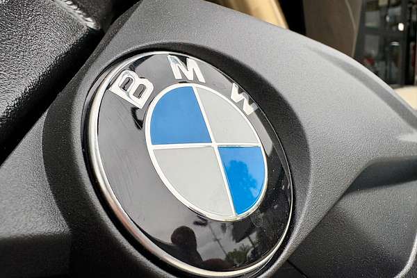 2025 BMW S 1000 R Sport S 1000