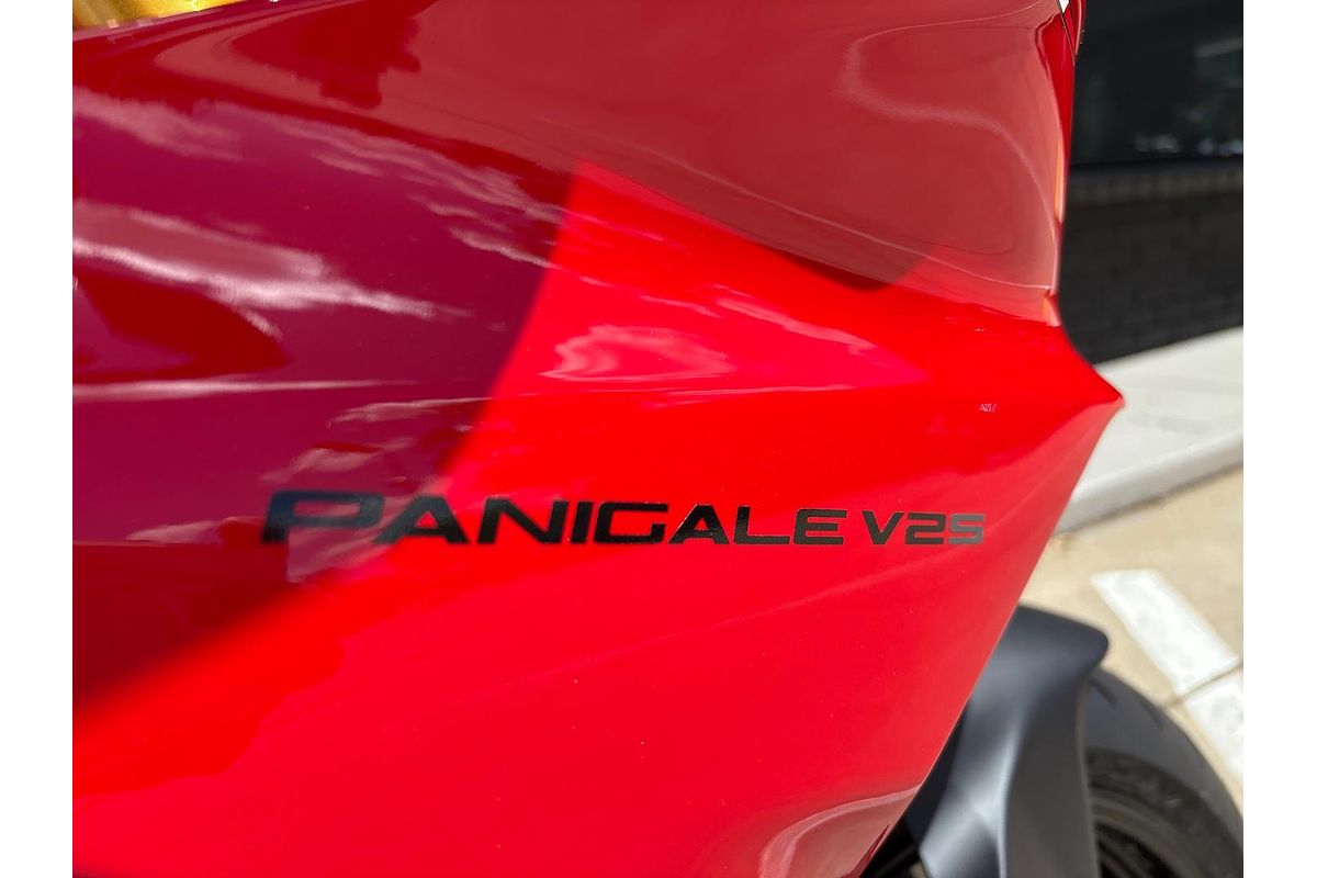 2025 Ducati Panigale V2 S Panigale
