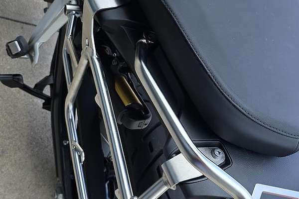 2025 BMW F 900 GS Adventure Ride Pro F 900