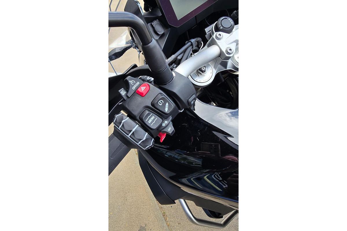 2025 BMW F 900 GS Adventure Ride Pro F 900