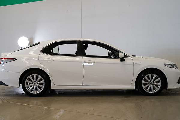 2018 Toyota Camry Ascent AXVH71R