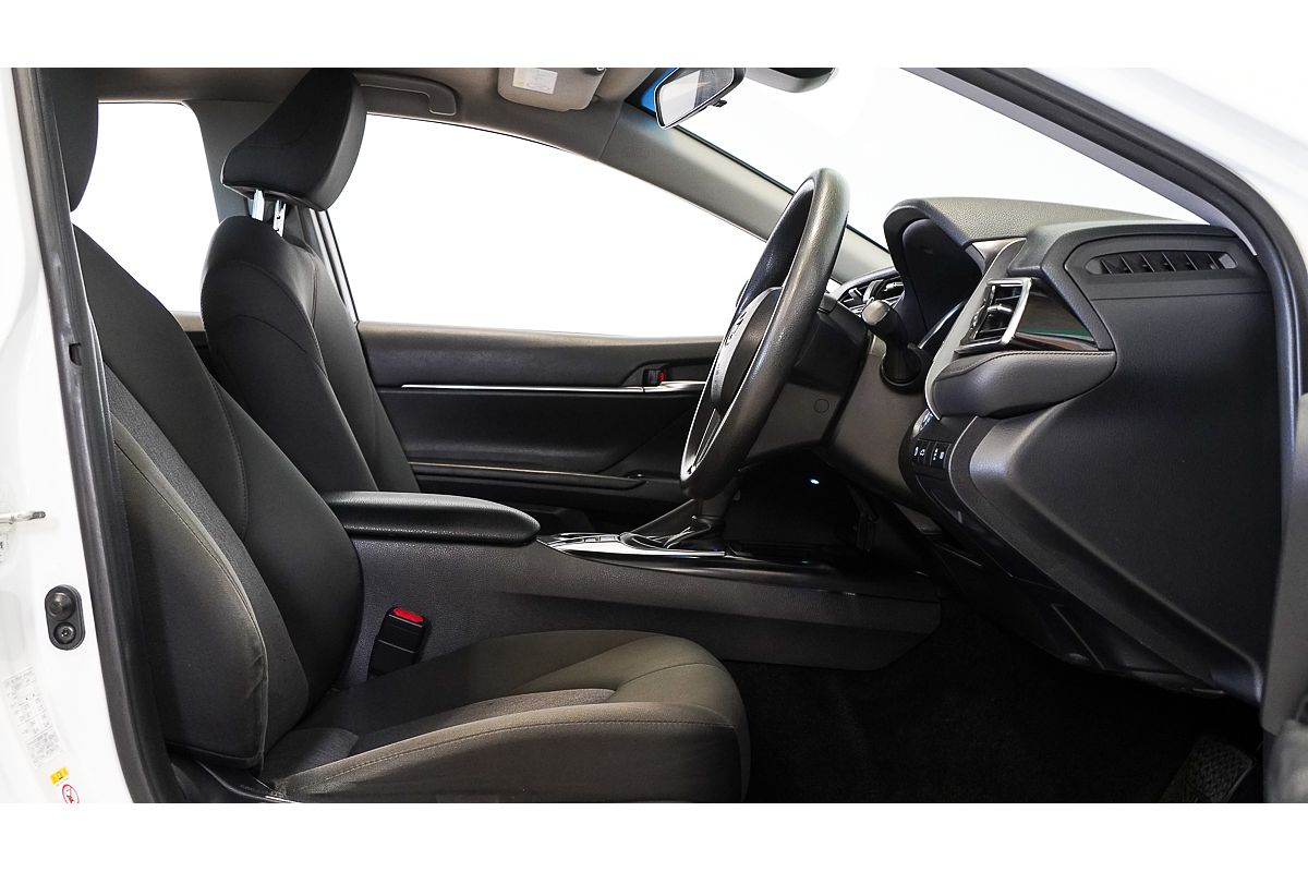 2018 Toyota Camry Ascent AXVH71R