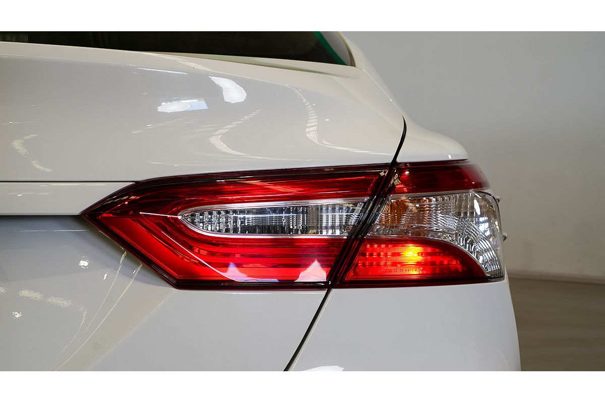 2018 Toyota Camry Ascent AXVH71R