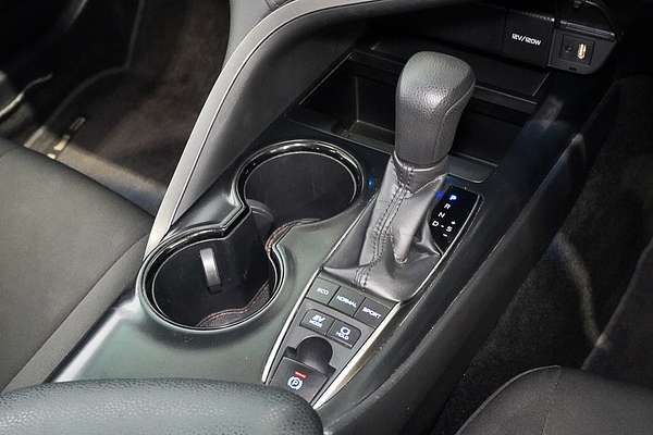 2018 Toyota Camry Ascent AXVH71R