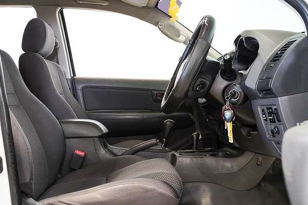 2013 Toyota Hilux SR KUN26R 4X4