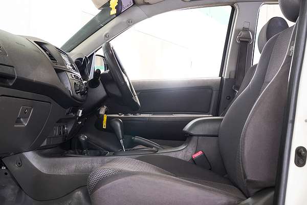 2013 Toyota Hilux SR KUN26R 4X4