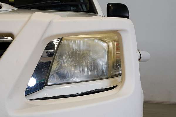 2013 Toyota Hilux SR KUN26R 4X4