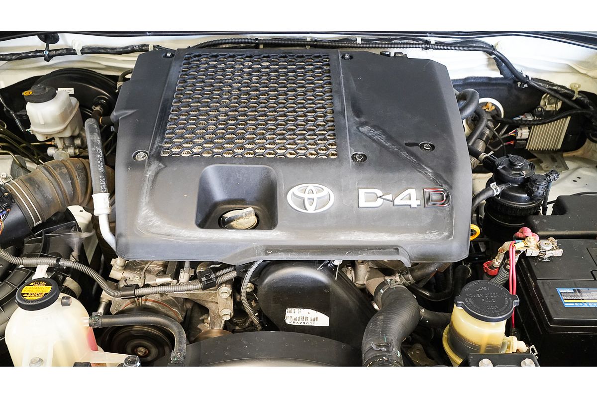 2013 Toyota Hilux SR KUN26R 4X4