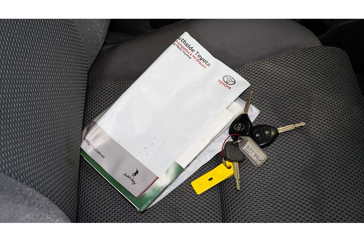 2013 Toyota Hilux SR KUN26R 4X4