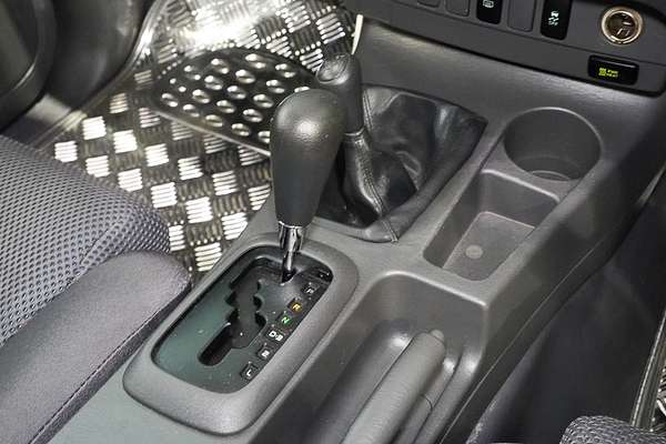 2013 Toyota Hilux SR KUN26R 4X4