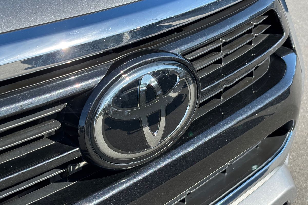 2022 Toyota Hilux SR5 GUN126R