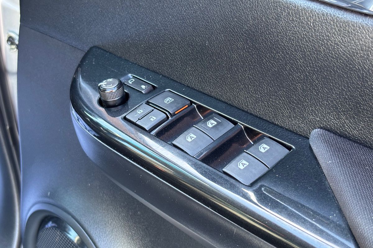 2022 Toyota Hilux SR5 GUN126R