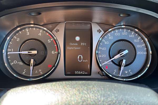 2022 Toyota Hilux SR5 GUN126R