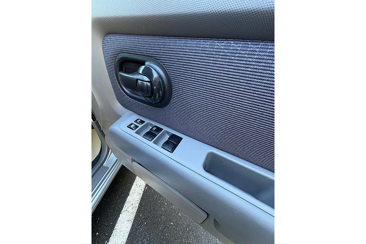 2005 Nissan Cube BZ11