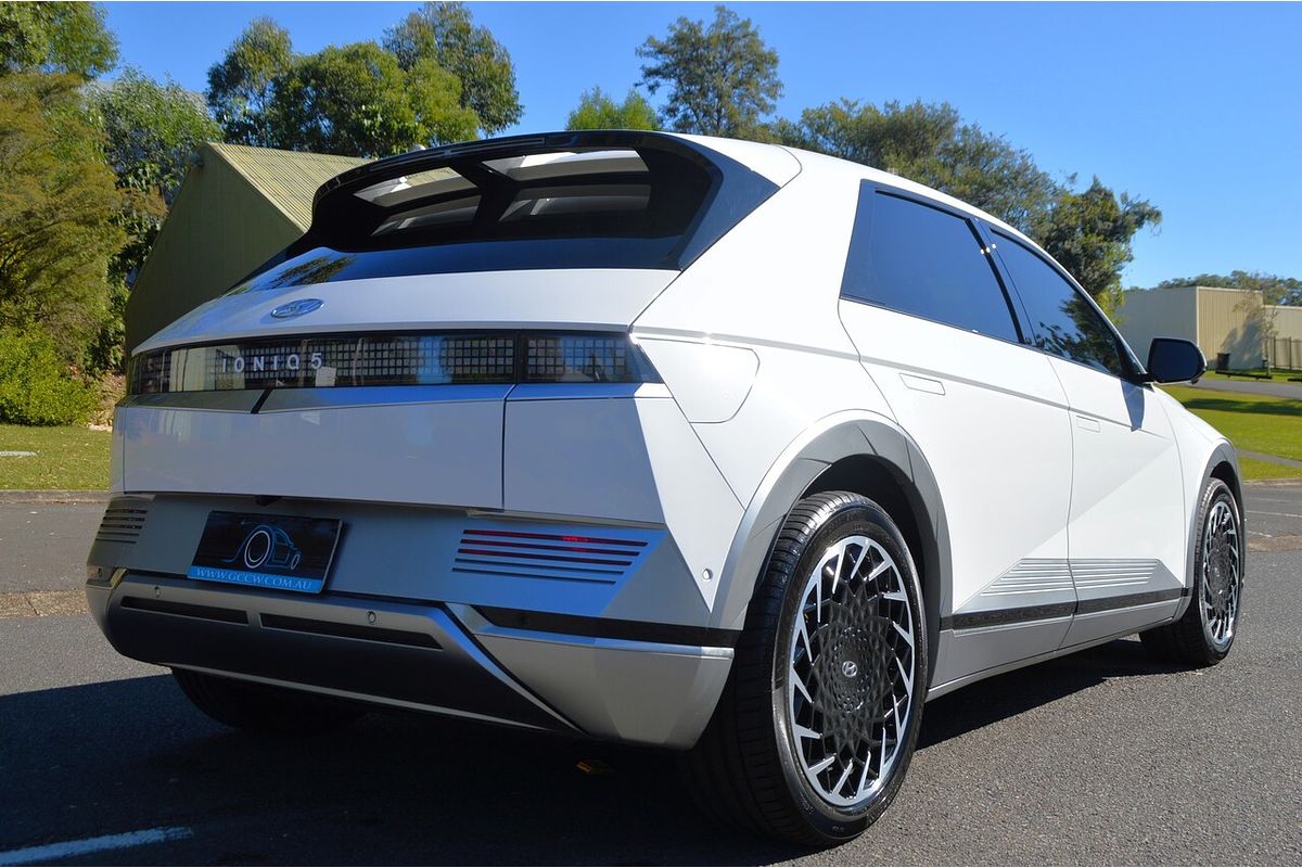 2022 Hyundai IONIQ 5 NE.V1