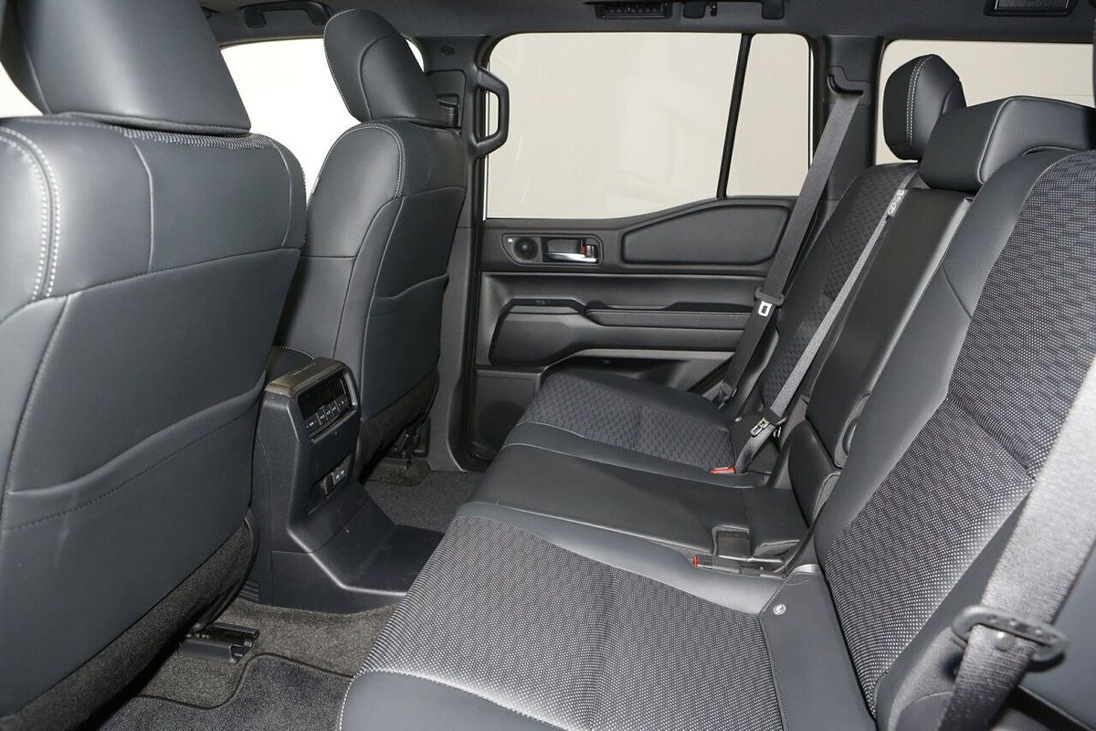 2025 Toyota Landcruiser Prado Altitude GDJ251R