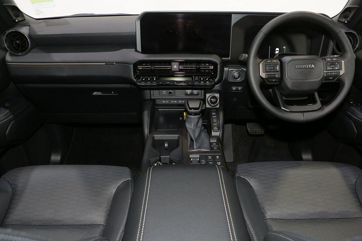 2025 Toyota Landcruiser Prado Altitude GDJ251R