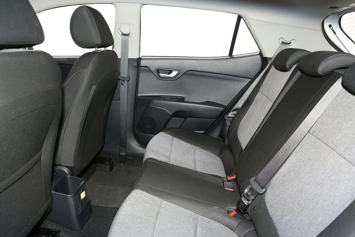 2024 Kia Stonic S YB