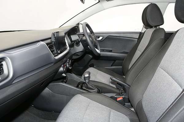 2024 Kia Stonic S YB